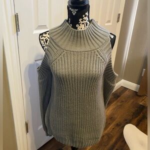 Gray Main Strip Cold Shoulder Sweater Size Large
